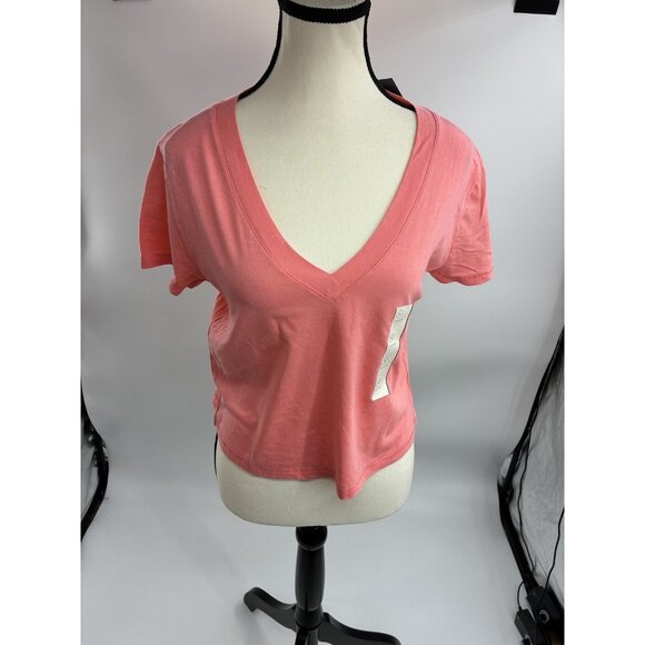 Universal Thread V Neck T Shirt Womens Size M Coral Pink Short Sleeve Casual - Picture 1 of 7